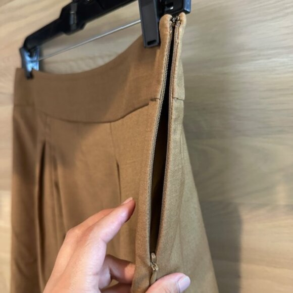 Bundle of Fall Skirts: The Limited, 3 Skirts, Size 6-8/Medium - Picture 4 of 16